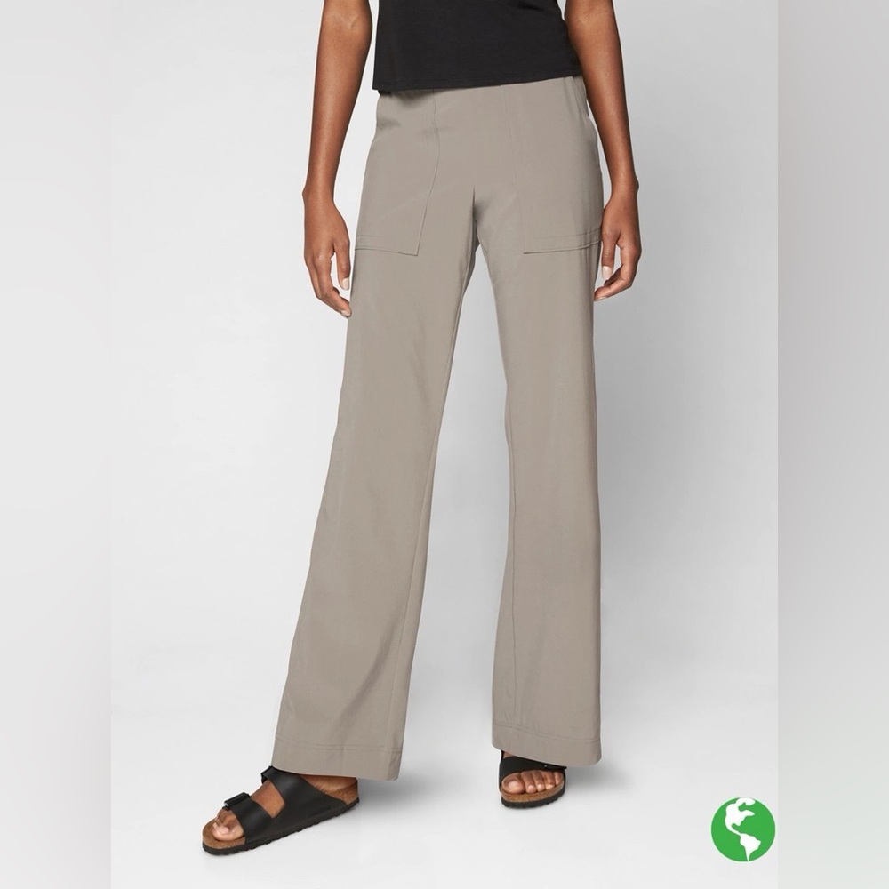 Athleta Chelsea Wide Leg Pant Women’s Size 10 Taupe Pull On Travel